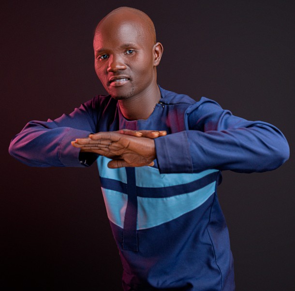Northern Uganda Gospel Singer Oc Express Aired out a new song tagged 'Lubanga Twero' ahead of his Concert plan.
